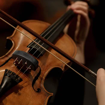 4db Gumi Hegedű Néma Hegedű Négy darabos Készlet 2db Karom Stílus & 2db Kerek Tourte a Gyakorlatban